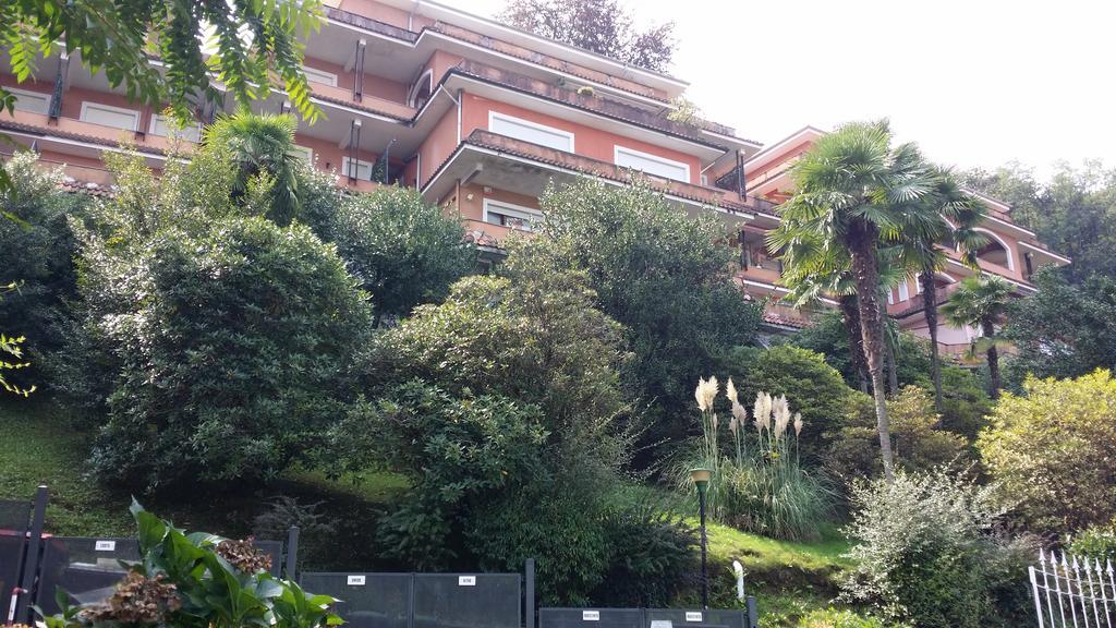 Le Colonne Apartment Stresa Exterior photo